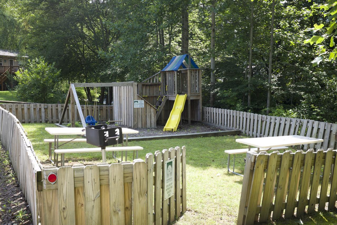 Peppertree Maggie Valley Aparthotel ภายนอก รูปภาพ