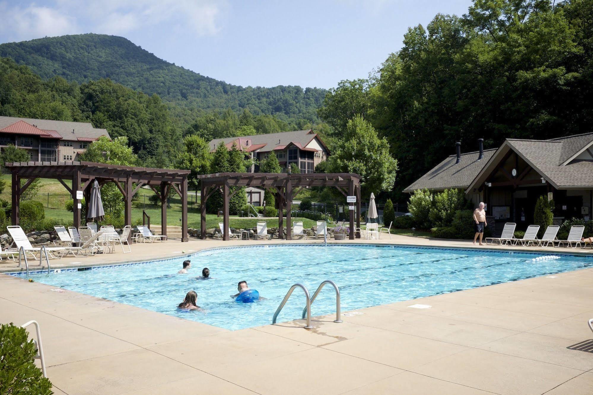 Peppertree Maggie Valley Aparthotel ภายนอก รูปภาพ